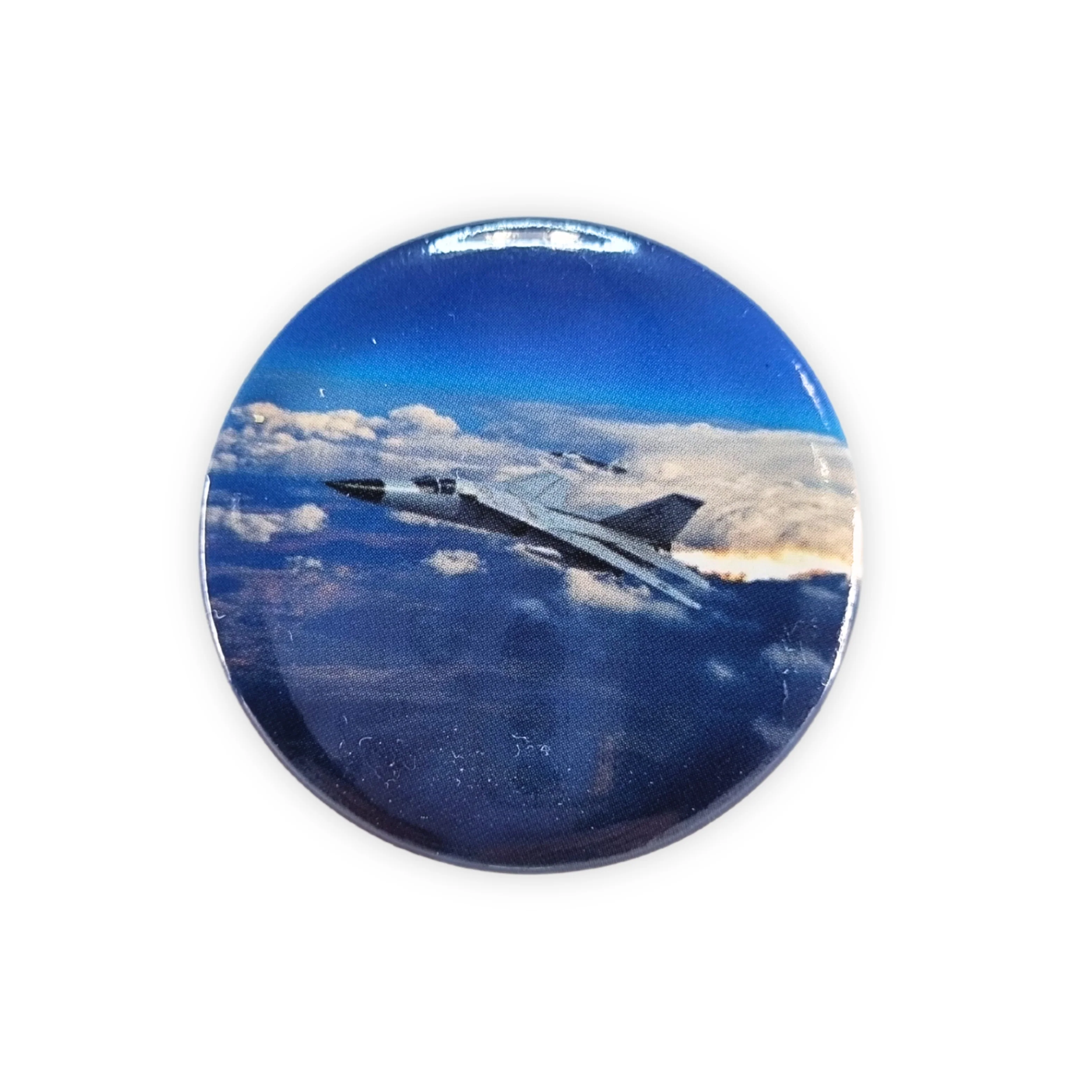 Button badge: General Dynamics RF-111C, A8-134